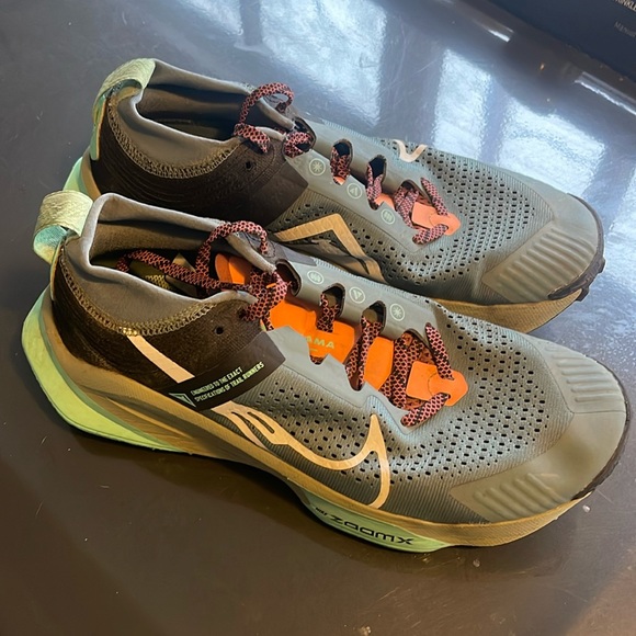 Nike Shoes - Nike Zegama